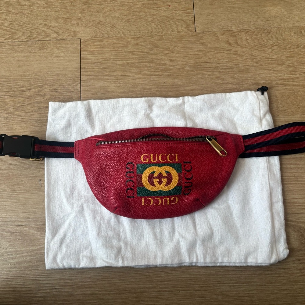Authentic Gucci grained calfskin small belted Fanny pack